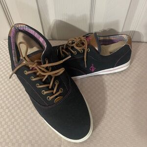 Baby Phat vintage black sneakers featuring a plaid lining pink cat logo. Size 10